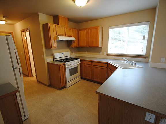 2nd image of 14416 69th Avenue Ct E