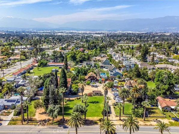 1128 W Palm Ave, Redlands, CA 92373