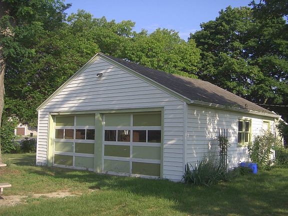 4th image of 33 N Joliet Ave