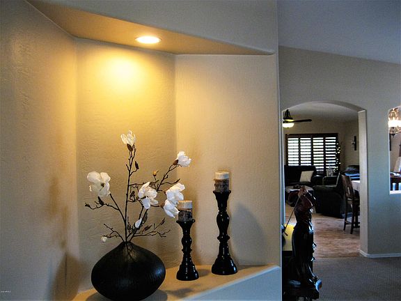 4th image of 9705 N Pembroke Ct