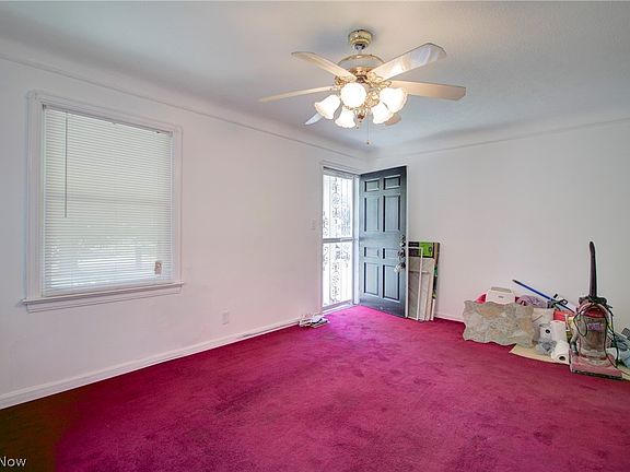 3rd image of 4387 W 56th St
