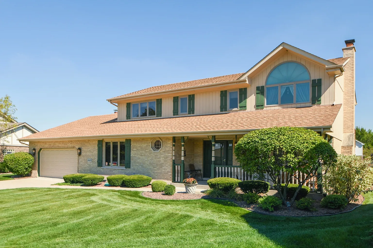 13655 Mohawk Ln photo 1
