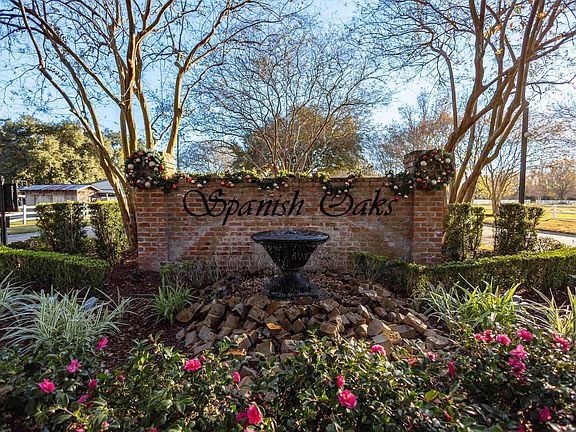 2nd image of 16463 Spanish Oaks Blvd
