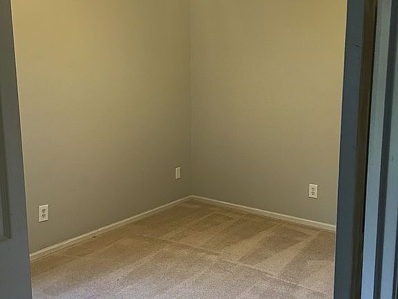 4th image of 120 Tobacco Dr