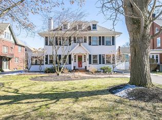 374 Yarmouth Rd, Rochester, NY 14610
