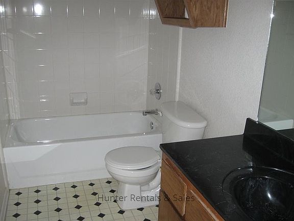 5th image of 2203 Ledgestone Dr