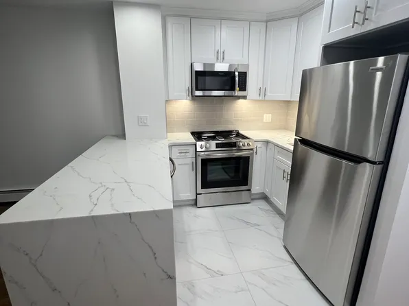 30-12 35th Avenue image 1 of 10