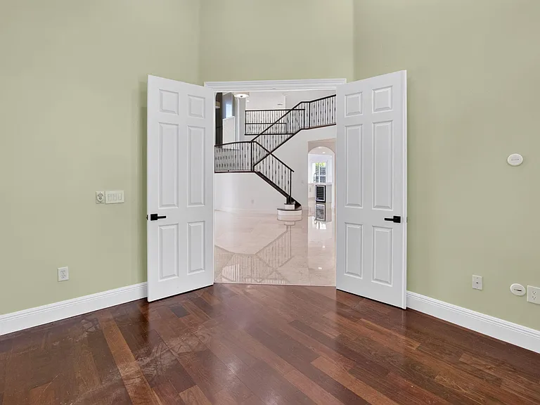 9511 Savona Winds Dr — Photo 34
