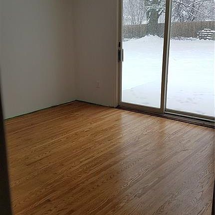 4th image of 2631 Nichols St