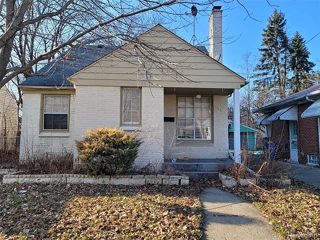 1st image of 7765 Rosemont Ave