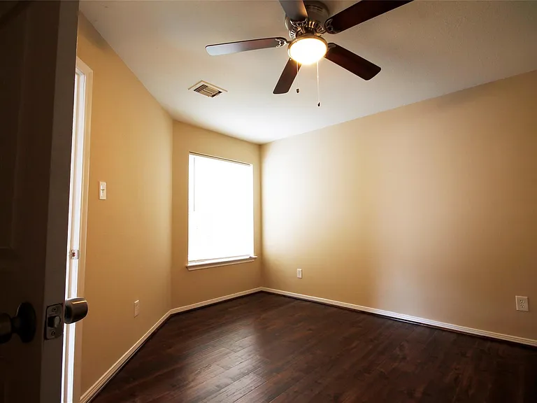 11615 Glenwolde Dr — Photo 16