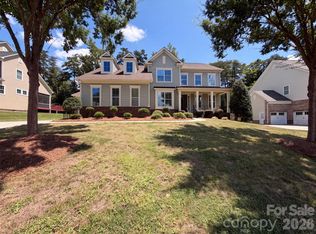 147 Monteray Oaks Cir, Fort Mill, SC 29715