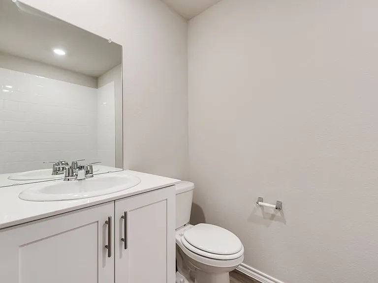 8556 Dunnstown Dr — Photo 3