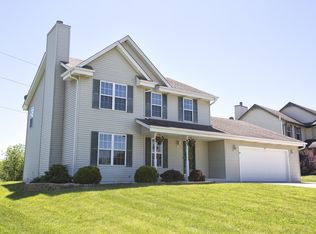 821 E Randy Rd, Oak Creek, WI 53154