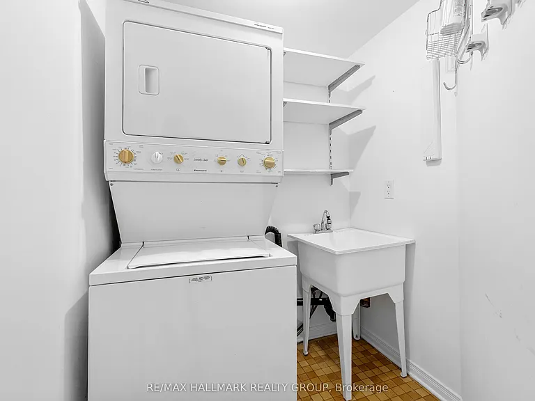 19 Montcalm St #2 — Photo 25