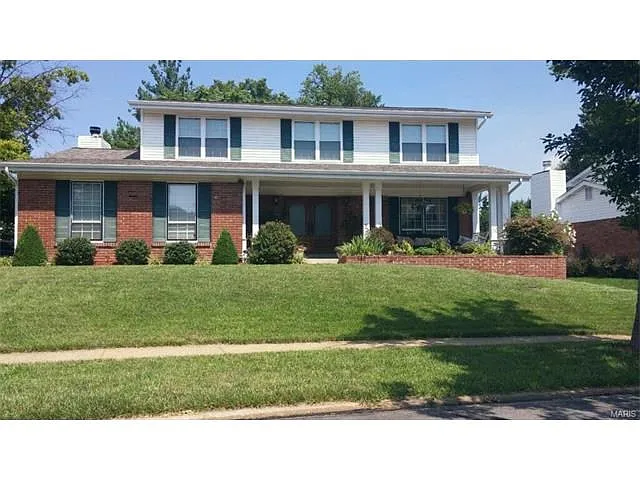 512 Oakton Ridge Ct photo 1