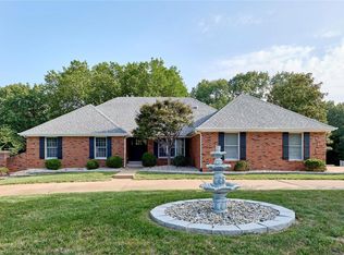 13535 Sunset Ridge Ln, Saint Louis, MO 63128