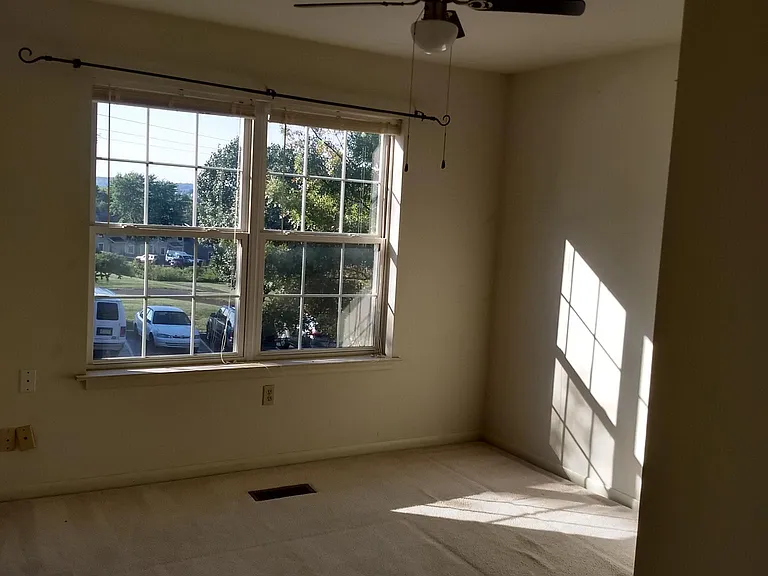 308 Hamilton Dr — Photo 16
