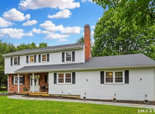 36 Somerset Ln, Stamford, CT 06903