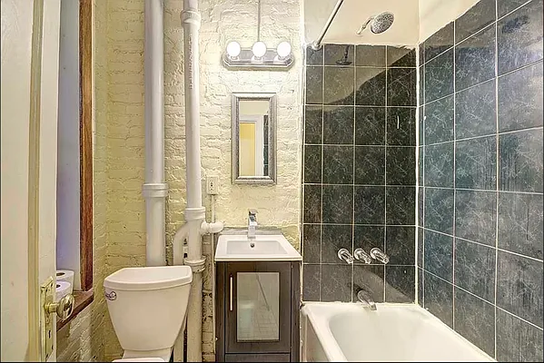 Rented by Bond New York | media 13