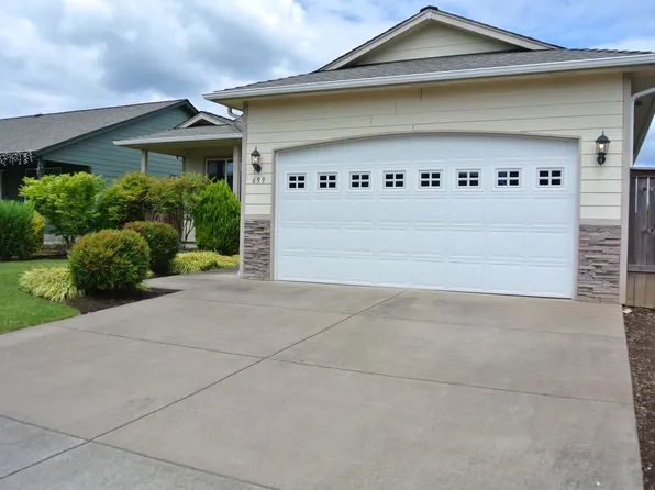 699 Trinity St NE, Albany, OR 97322