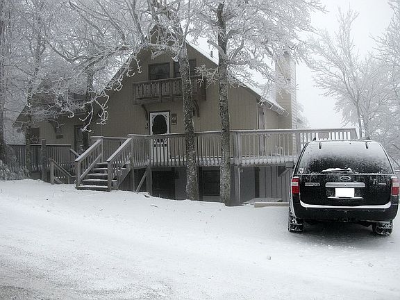 3rd image of 208 Mariah Cir #34