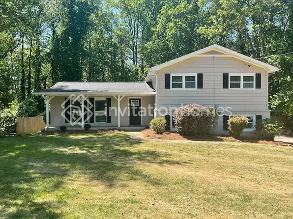 3269 Robin Hood Ln, Winston, GA 30187