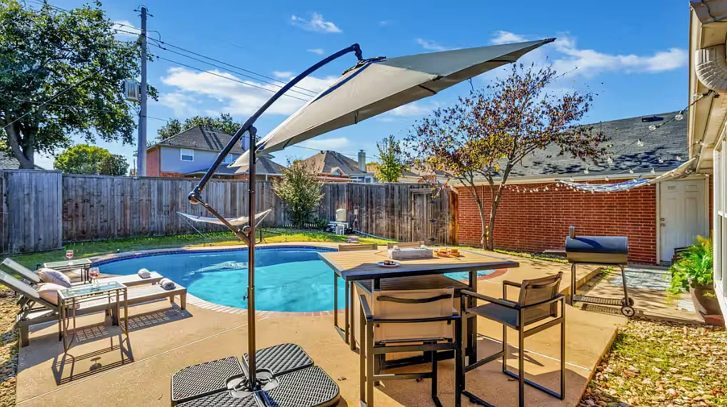 Valley View Dr, Lewisville — Photo 1