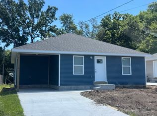 2324 N Taylor Ave, Springfield, MO 65803