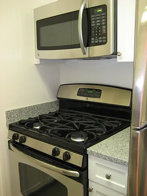 Rented by Realty Operations Group | media 5