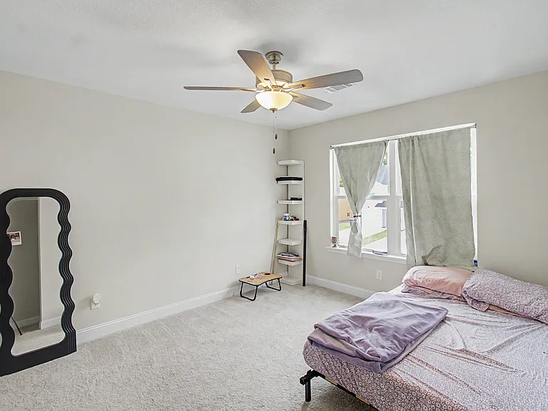106 Heirloom Rd — Photo 19