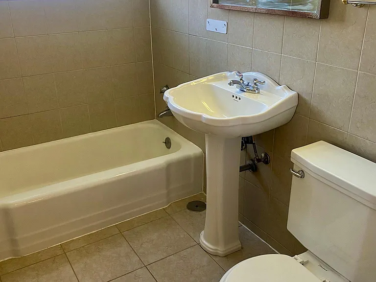 429 W Talcott Rd #5B — Photo 9