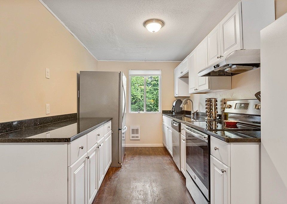 Barnside Condominiums Taunton, MA Zillow