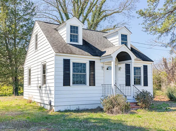 25042 Tidewater Trl, Tappahannock, VA 22560