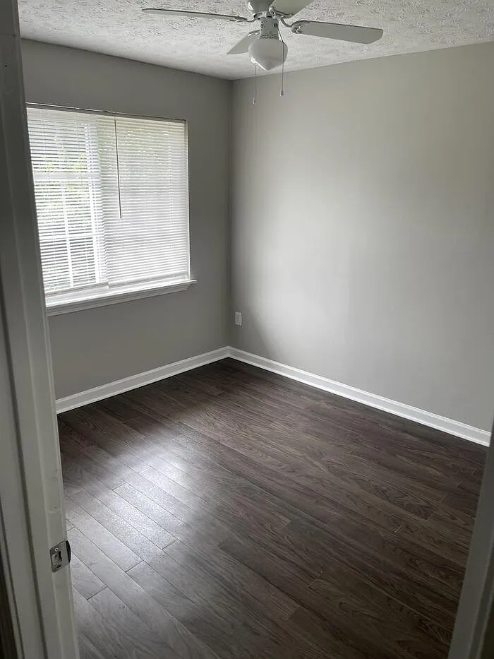 2 bed, 1.0 bath, 600 sqft, $1,795 — Photo 2