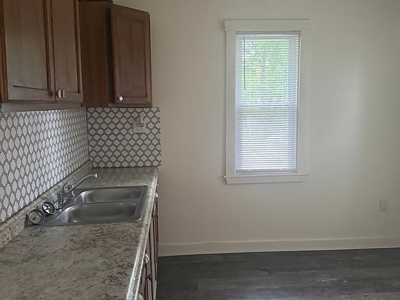 3rd image of 12202 Littlefield St #1