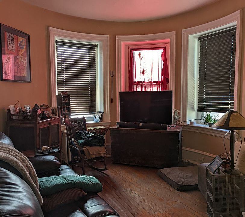 1st image of 6500 Lincoln Dr APT 2