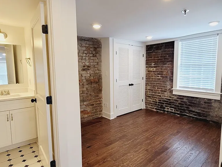 2237 Rivermont Ave — Photo 4