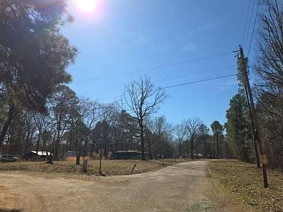 3rd image of 260 Pump Station Rd