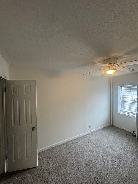 2nd image of 400 22nd Ave NE APT 101