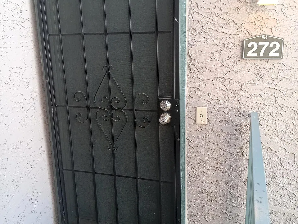 623 W Guadalupe Rd #272