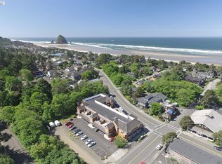 123 S Hemlock St #205, Cannon Beach, OR 97110