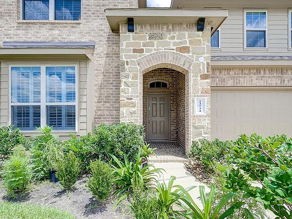 4th image of 23734 San Barria Dr