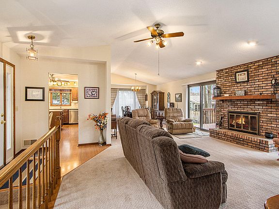 5th image of 8485 Valleywood Ln