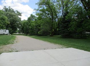 402 W Bradford St, Stanton, MI 48888