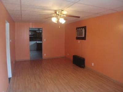 4th image of 5033 Homerlee Ave