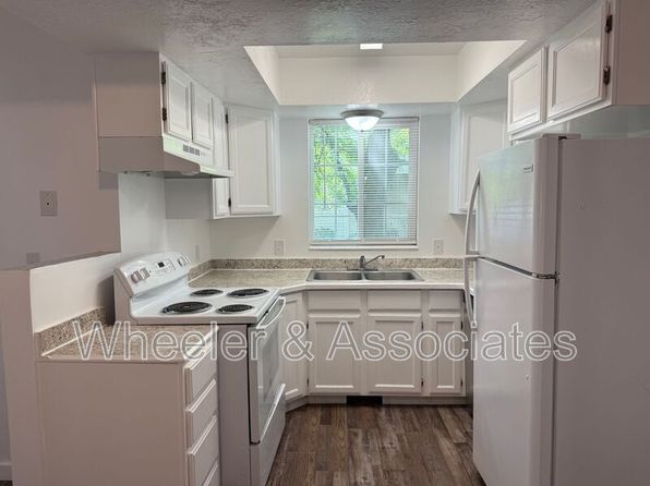 1083 S 1200 W APT 4
