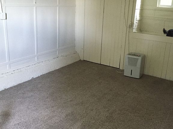 3rd image of 2639 23rd Ave