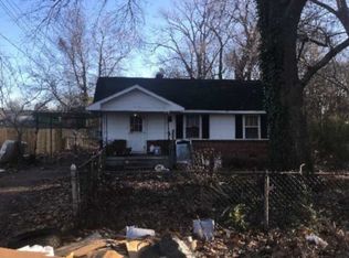 5292 Airview Rd, Memphis, TN 38109