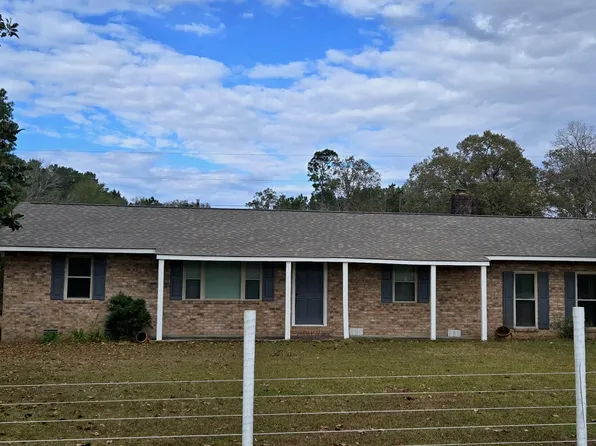 37 Good Hope Rd, Columbia, MS 39429